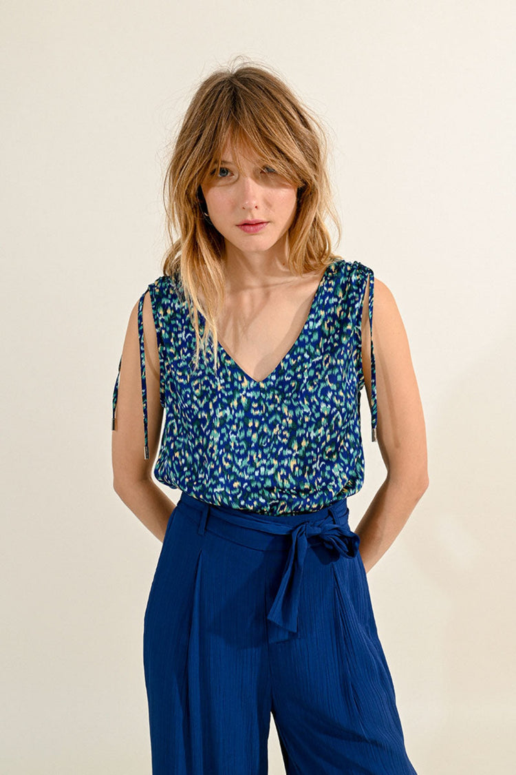 Molly Bracken Blue Print Top